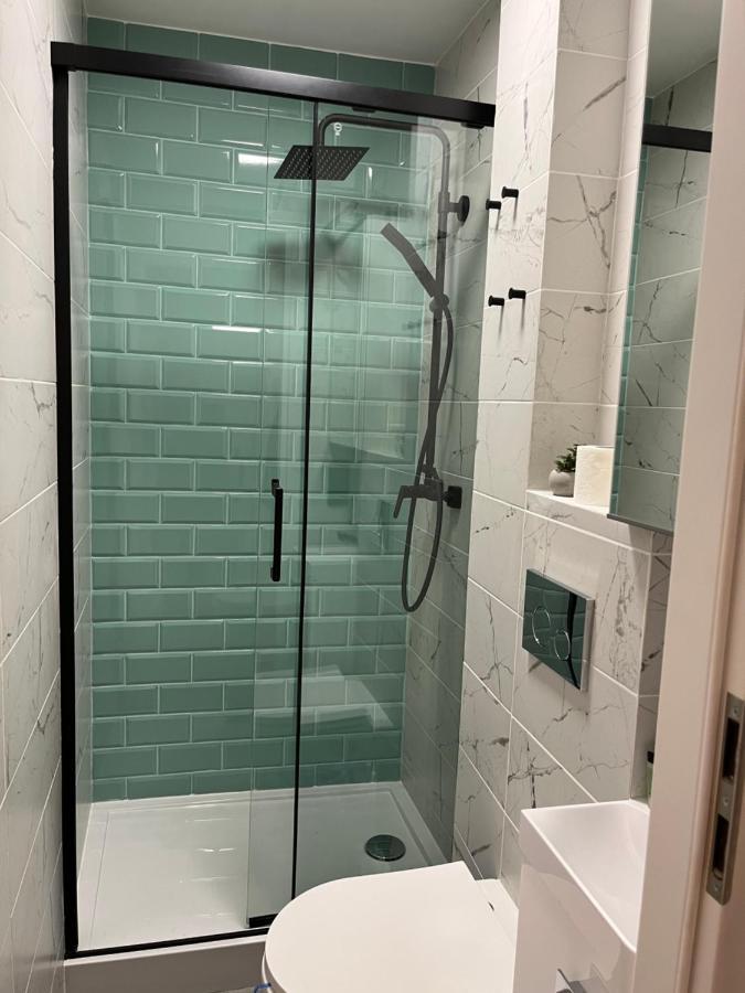 شقة Good Apartament Wola Warsaw Apartament 1 Pokojowy Z Aneksem المظهر الخارجي الصورة