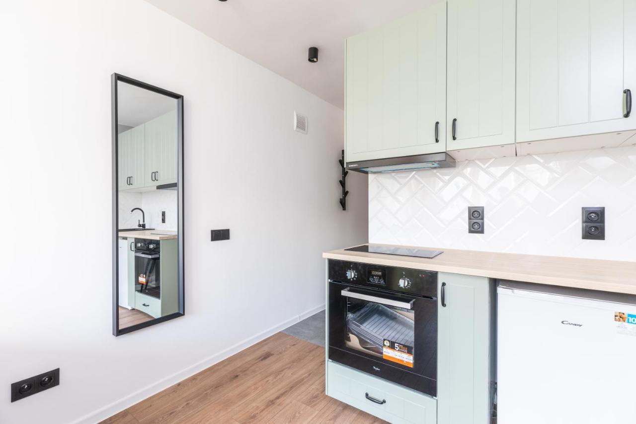 شقة Good Apartament Wola Warsaw Apartament 1 Pokojowy Z Aneksem المظهر الخارجي الصورة