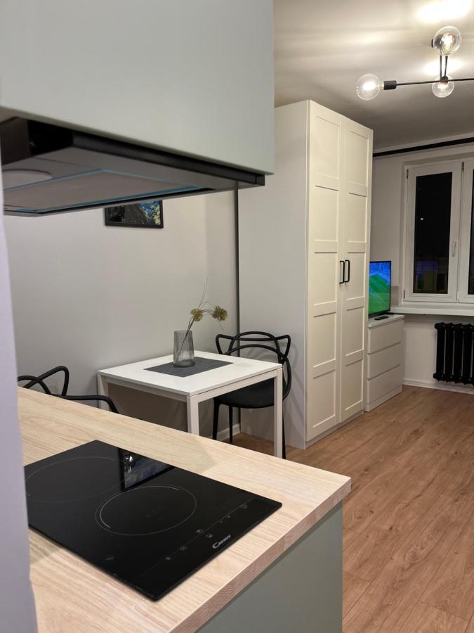 شقة Good Apartament Wola Warsaw Apartament 1 Pokojowy Z Aneksem المظهر الخارجي الصورة